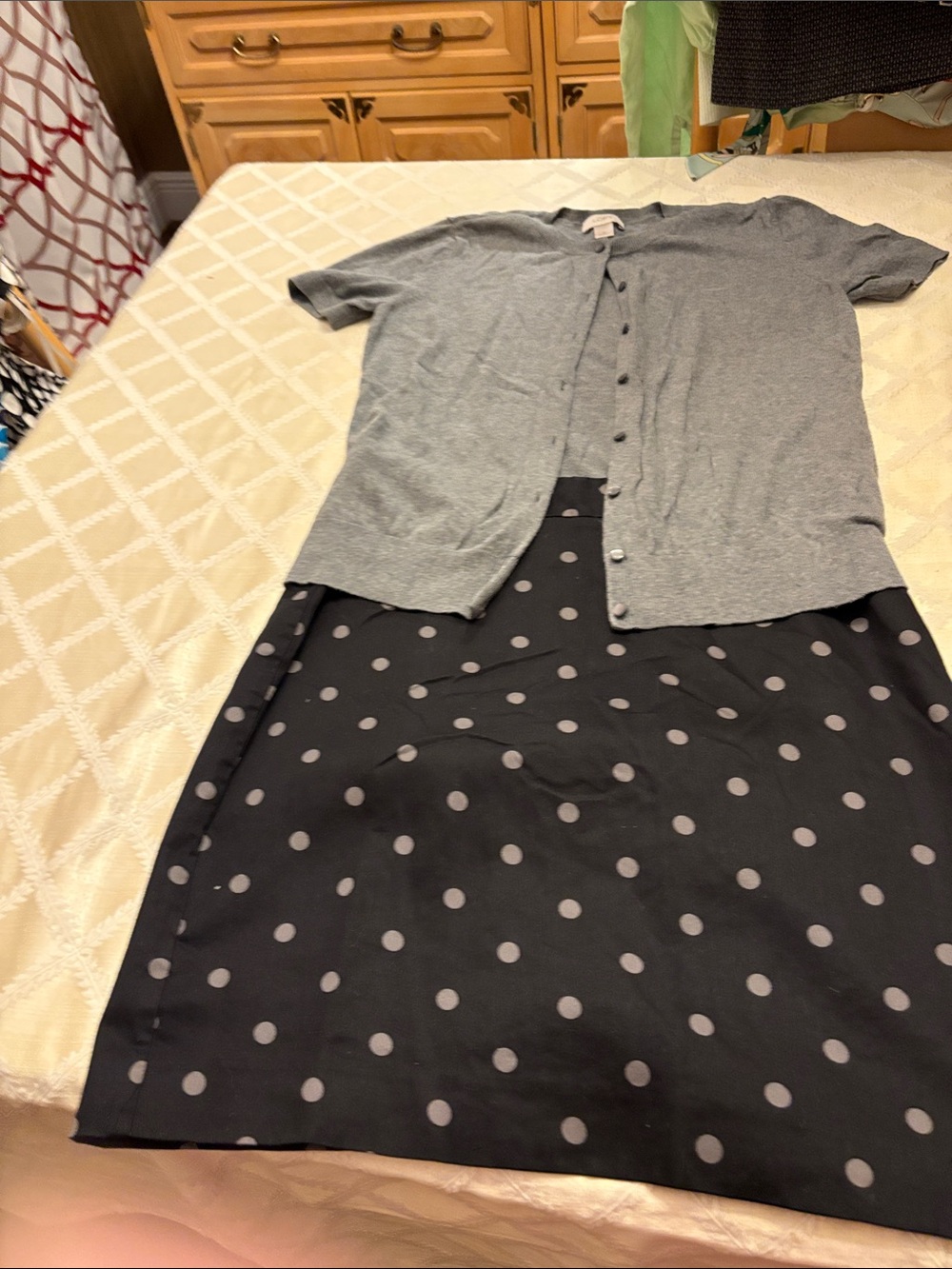 Loft Black/Gray Polka Dot Pencil Skirt and Gray Short Sleeve Cardigan